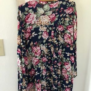 Flowy floral blouse